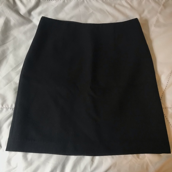 GAP Dresses & Skirts - gap black mini skirt business size 4